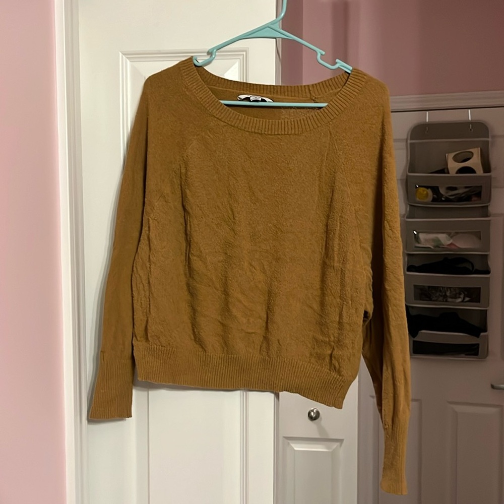 M O’Neill cropped sweater